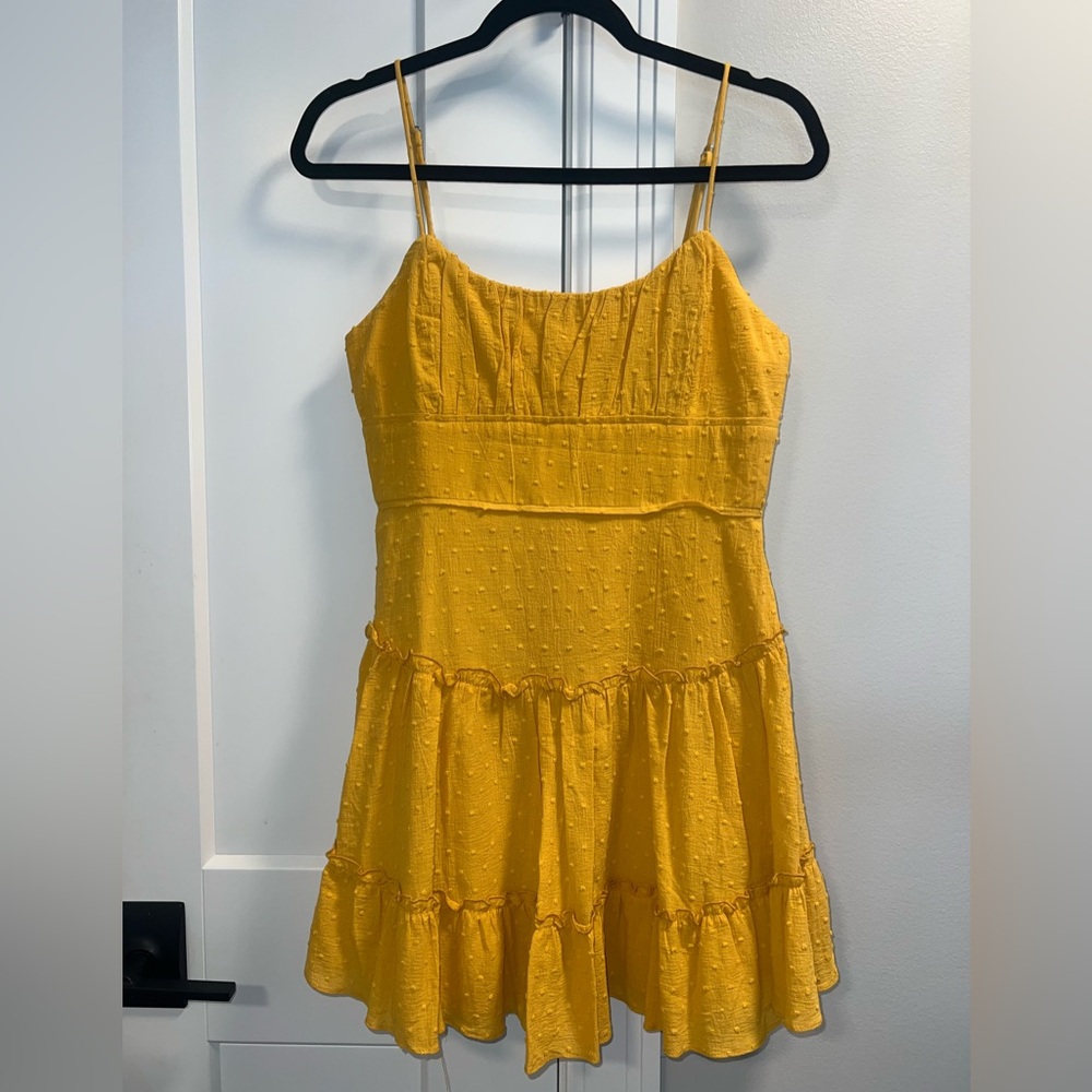 NWT Selfie Leslie Yellow Dress Women’s Size Medium